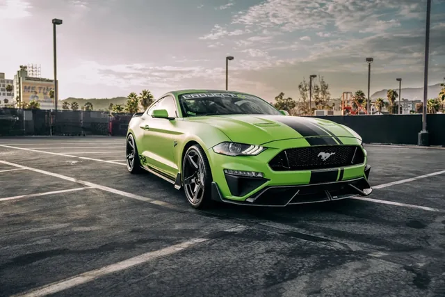 FORD MUSTANG 安装 ADRO 套件