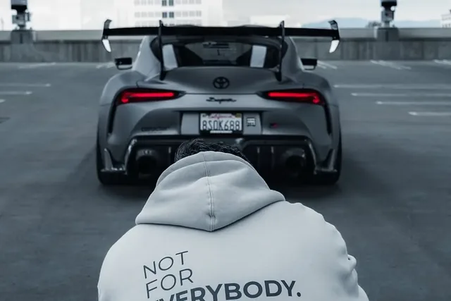 TOYOTA GR SUPRA 安装 ADRO 套件