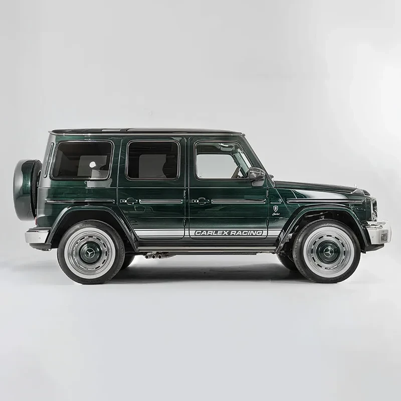 รถที่ตกแต่งโดย CARLEX เฉดสี RACING GREEN