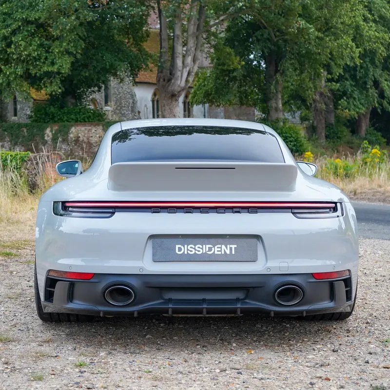 ดิฟฟิวเซอร์หลังคาร์บอน สำหรับ Porsche 992.1 GTS / Sport Design