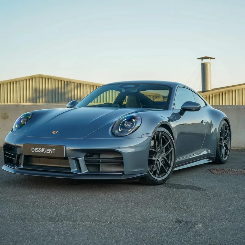 ชุดคาร์บอน Carrera Carbon Pack สำหรับ Porsche 992.2