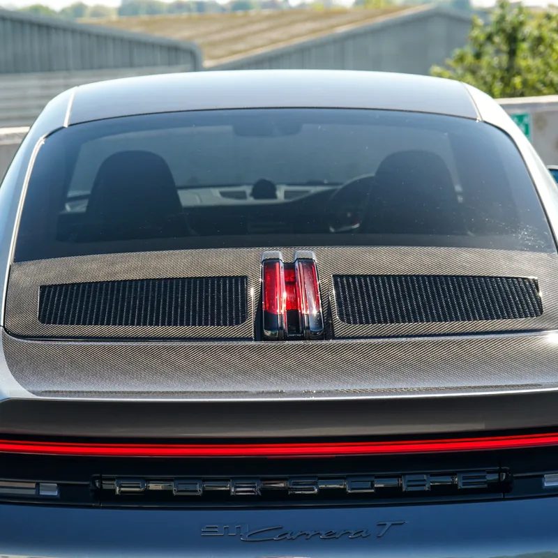 ฝาครอบเครื่องยนต์คาร์บอน สำหรับ Porsche 992.2