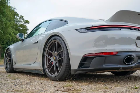 ดิฟฟิวเซอร์ (GTS & Sport Design) DISSIDENT สำหรับ Porsche 911 (992.1) 5