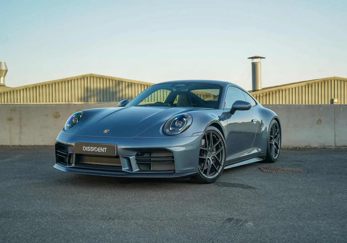 ชุดคาร์บอน Carrera (Carrera Carbon Pack) DISSIDENT สำหรับ Porsche 911 (992.2)