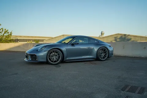 ชุดคาร์บอน Carrera (Carrera Carbon Pack) DISSIDENT สำหรับ Porsche 911 (992.2) 3
