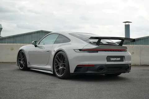 ปีกหลังแบบฟิกซ์ Carrera (Carrera Fixed Rear Wing) DISSIDENT สำหรับ Porsche 911 (992.2)