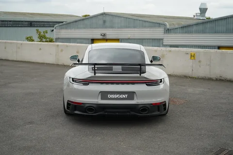 ปีกหลังแบบฟิกซ์ Carrera (Carrera Fixed Rear Wing) DISSIDENT สำหรับ Porsche 911 (992.2) 2