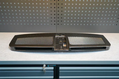 ฝาครอบเครื่องยนต์ (แบบมีไฟเบรก และแบบไม่มีไฟเบรก) DISSIDENT สำหรับ Porsche 911 (992.2) 4