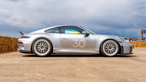 สปอยเลอร์ทรง Ducktail แบบฟิกซ์ รุ่น GT3 Touring DISSIDENT สำหรับ Porsche 911 (992.2) 2