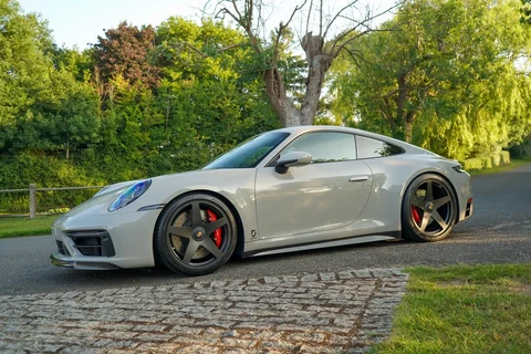 แพ็กเกจ Launch Design (กันชน Sport Design) DISSIDENT สำหรับ Porsche 911 (992.1) 4
