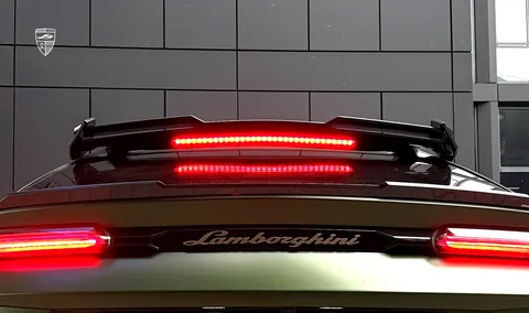 车顶扰流板 Lamborghini Urus S / Performante