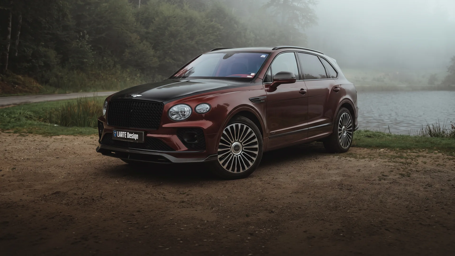 Bentley Bentayga with a LARTE Design carbon body kit