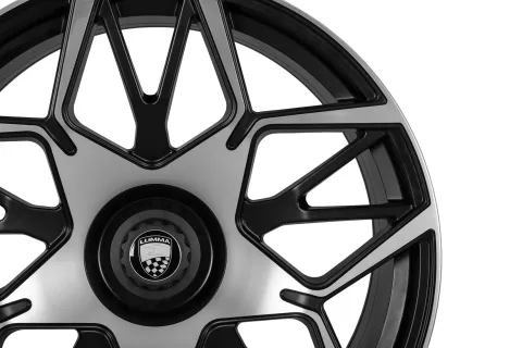 ล้อ LUMMA CLR LN 1 BLACK/FRONT POLISHED ขอบ 22 นิ้ว 4
