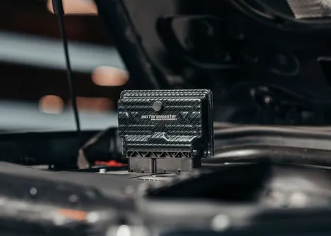 ระบบเพิ่มกำลัง PERFORMMASTER PEC สำหรับ Mercedes-AMG 2