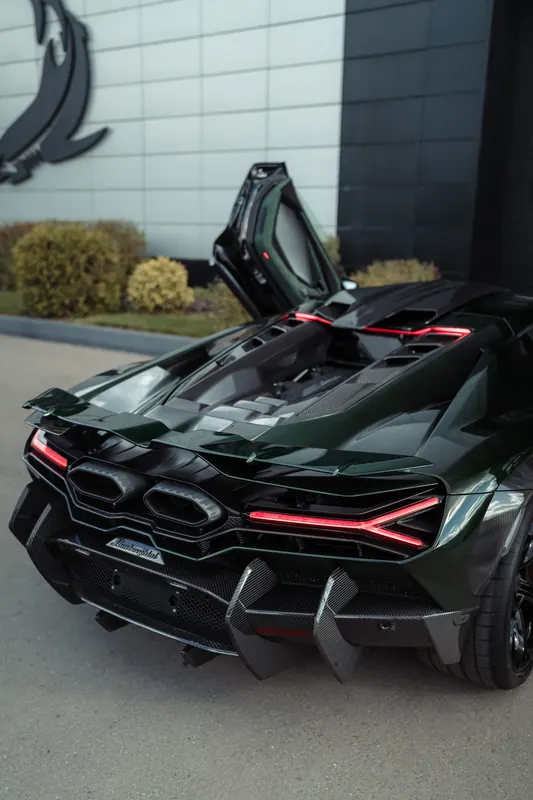 Lamborghini Revuelto with TOPCAR DESIGN R’Evo body kit — Rear three-quarter close-up