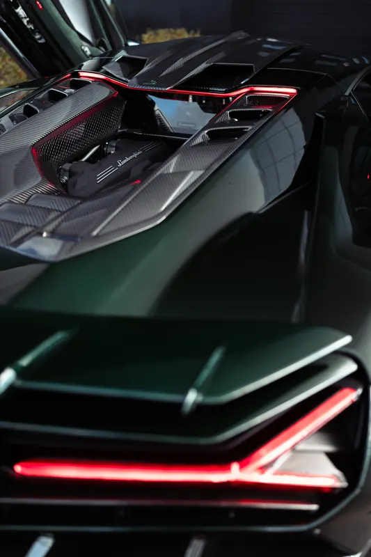 Lamborghini Revuelto with TOPCAR DESIGN R’Evo body kit — Y-shaped taillight