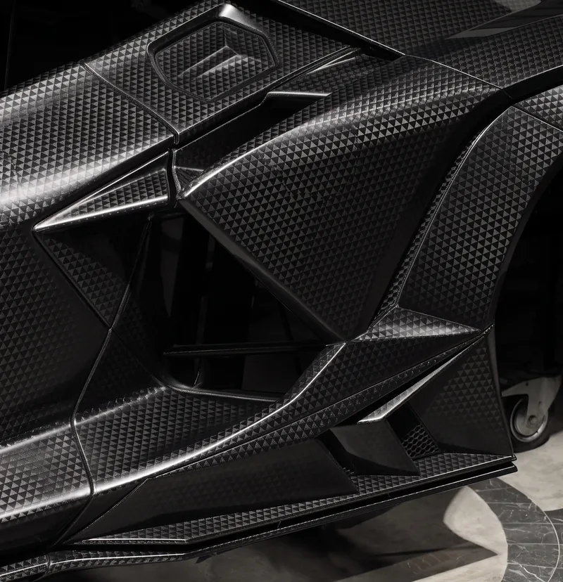 Carbon fiber side air intake detail, TOPCAR R’Evo Stealth Edition