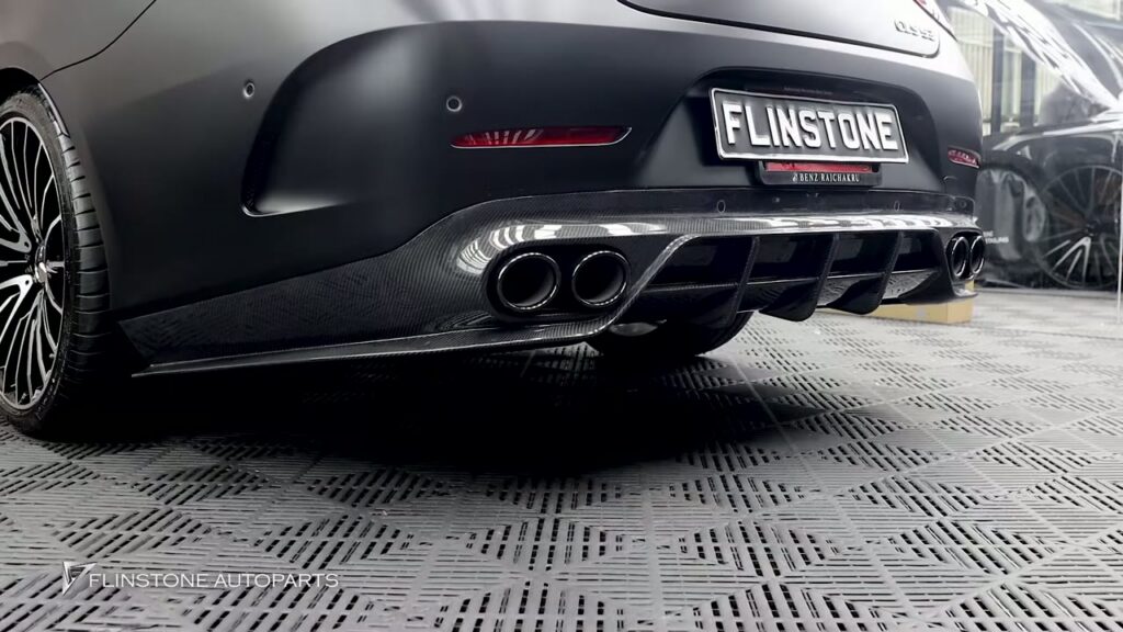 ฟิล์มกันรอยแบบด้านรอบคันและชุดแต่งคาร์บอนแท้ Future Design Thailand สำหรับ Mercedes CLS53 AMG…