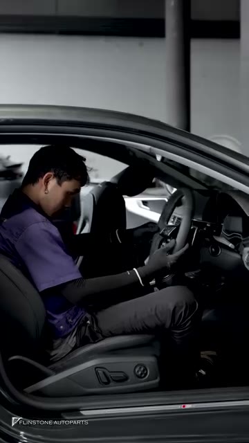 AUDI สามารถติดตั้งพวงมาลัยที่มีปุ่ม Start / Stop รถยนต์ที่พวงมาลัยและปรับ Drive Select Mode…