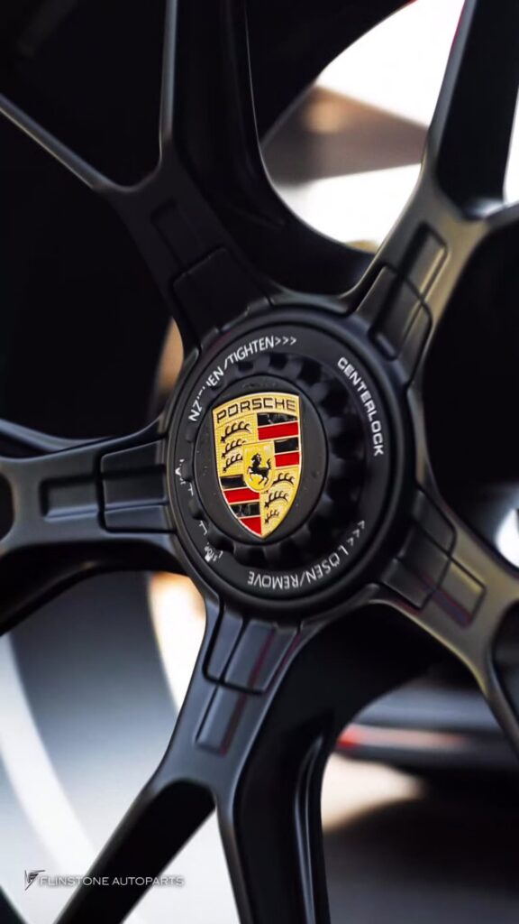 PORSCHE 992 Carrera chose genuine forged wheels USUS FORGED
