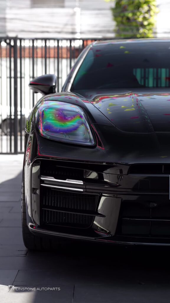 PORSCHE 976 Panamera