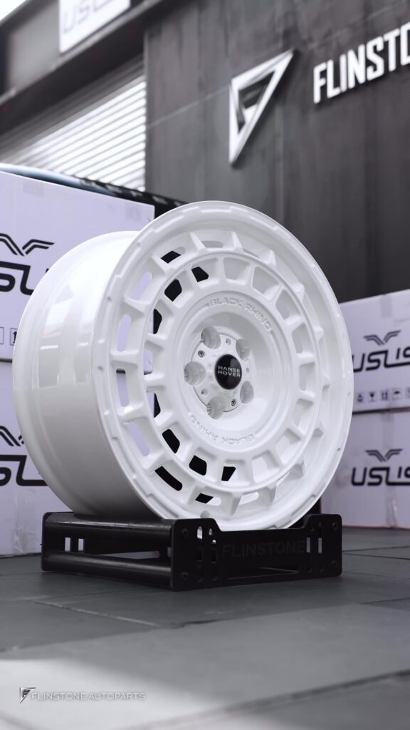 Land Rover Defender กับชุดล้อฟอจแท้ USUS FORGED WHEEL 💯