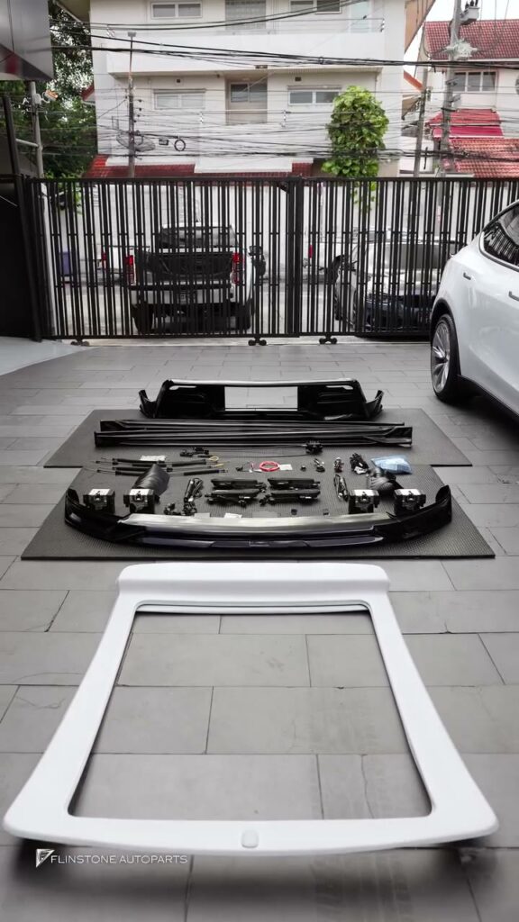 TESLA MODEL Y Juniper ติดตออฟชั่นของแต่งรวมไปถึงฟิล์มใสกันรอยจาก DRESDENPROTECTION 🇩🇪…