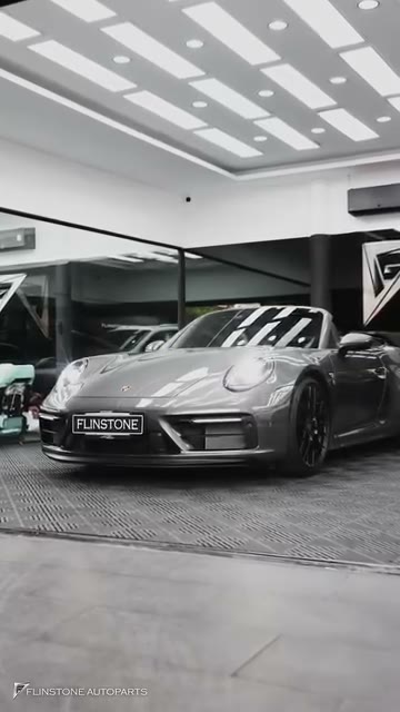 PORSCHE 992 Convertible