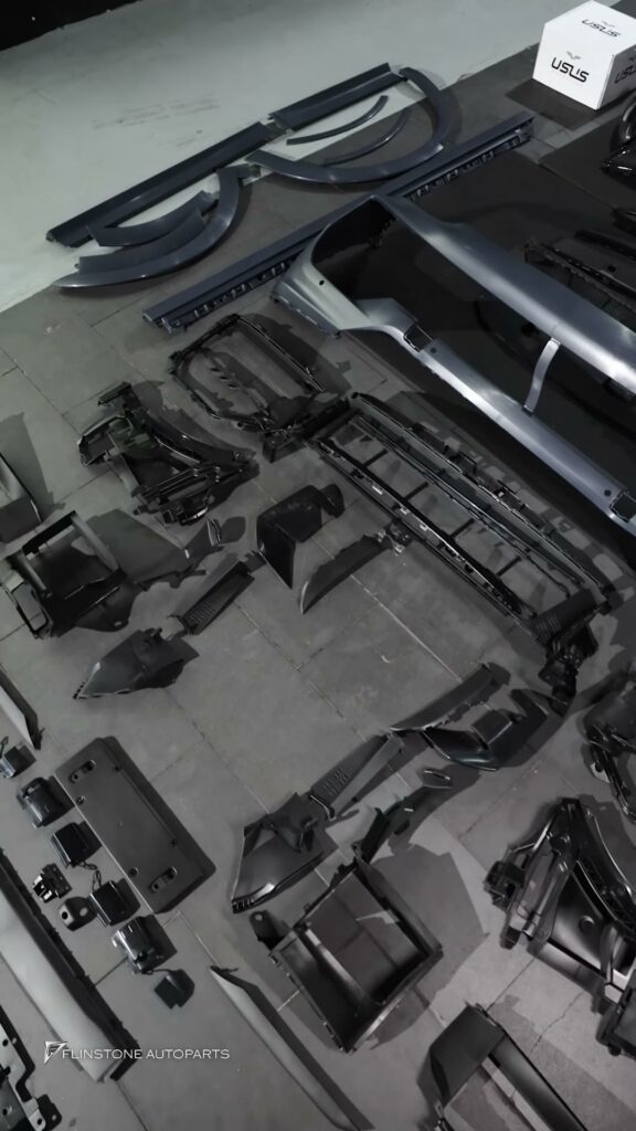 another new arrival for PORSCHE Cayenne Coupe which chose a full build TURBO GT…