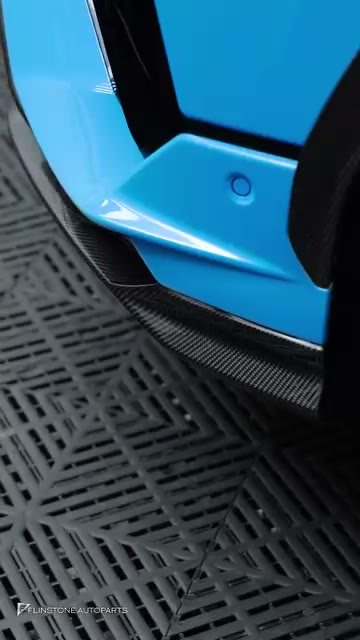 ชุดพาร์ทคาร์บอนจาก USUS Autoclave สำหรับ LAMBORGHINI URUS ที่เลือกติดตั้งชุดแต่ง Performante…