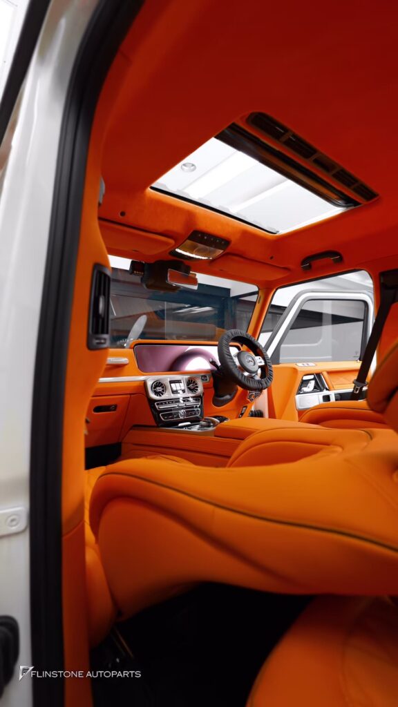 White exterior, Phoenix Ember interior. 🍊 This G-Wagon G400d is now a masterclass in dynamic…