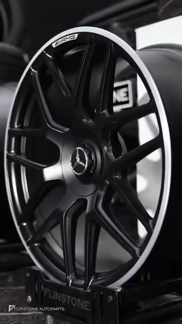 G-Class brakes fitted AMG red with custom forged wheels G63 AMG this set is fitted regularly…