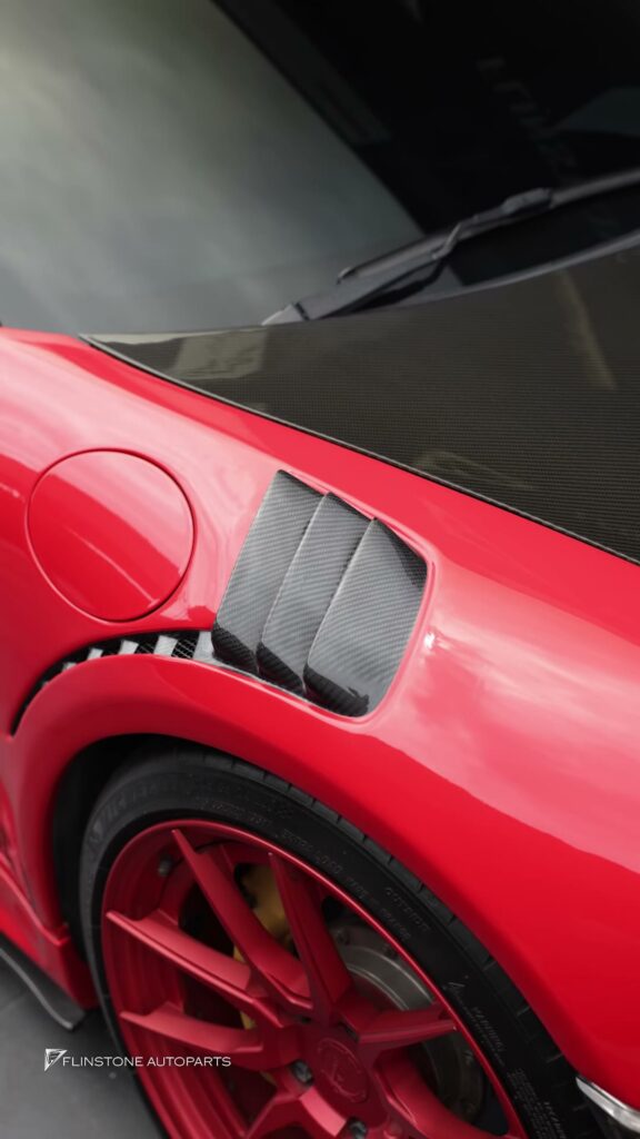 PORSCHE 911 Carrera แต่งเต็มเป็น GT3 RS เปลี่ยนทุกชิ้นภายนอกและภายในทำเป็น Full Alcantara