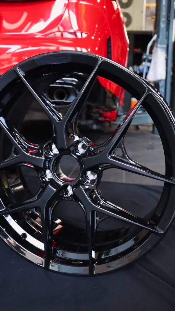 เลือกล้อฟอจสั่งตัดสำหรับ BMW F44 Series 2 ที่ลูกค้าต้องการลายในแบบของตัวเอง…