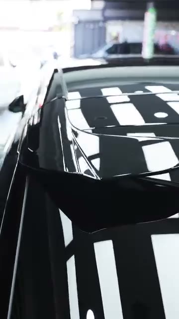 LOTUS Eletre เลือกติดตั้งฟิล์มใสกันรอยรอบคันทั้งภายนอกและภายในจาก DRESDENPROTECTION…