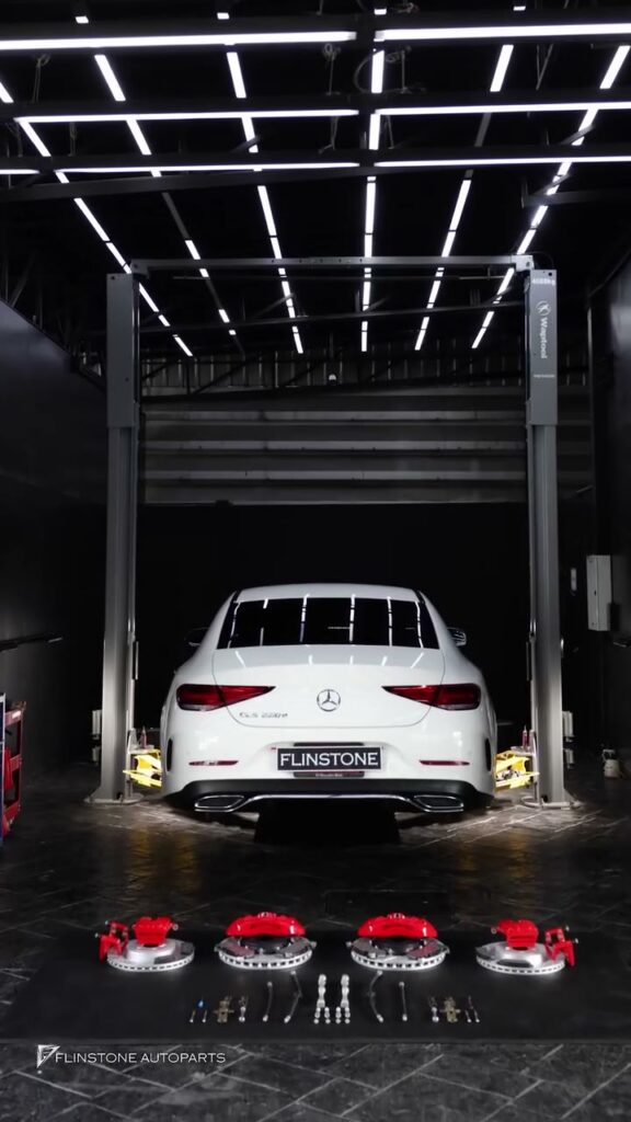 another white one with a genuine brake kit AMG for CLS220d keep coming in for fitting…