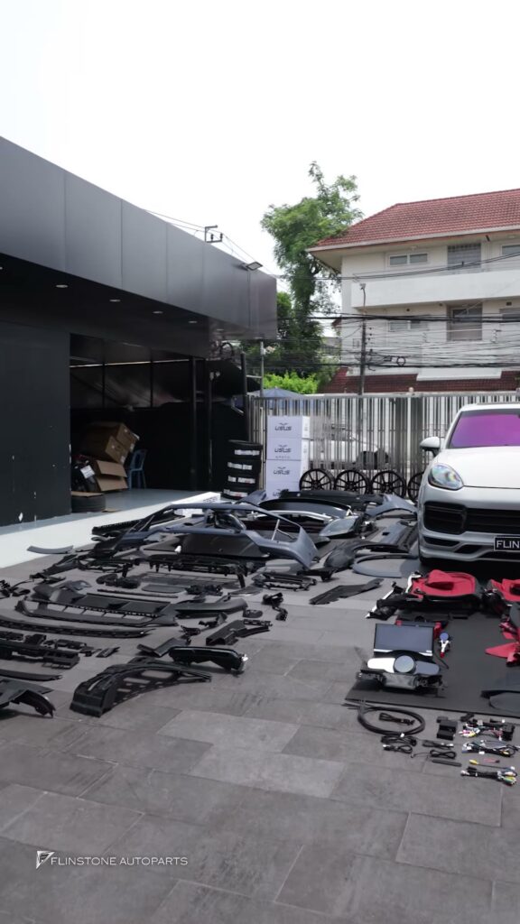 PORSCHE Cayenne year 2012-2018 facelift conversion to NEW Cayenne 2025