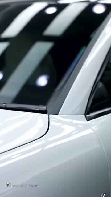 coloured protection film as glossy as real paint from DRESDENPROTECTION this car chose the colour Crayon…