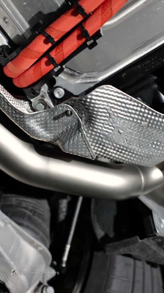 รีวิวเสียงท่อ AKRAPOVIC สำหรับ NEW 976 Panamera พร้อมเพิ่มระบบ Sport Exhaust…