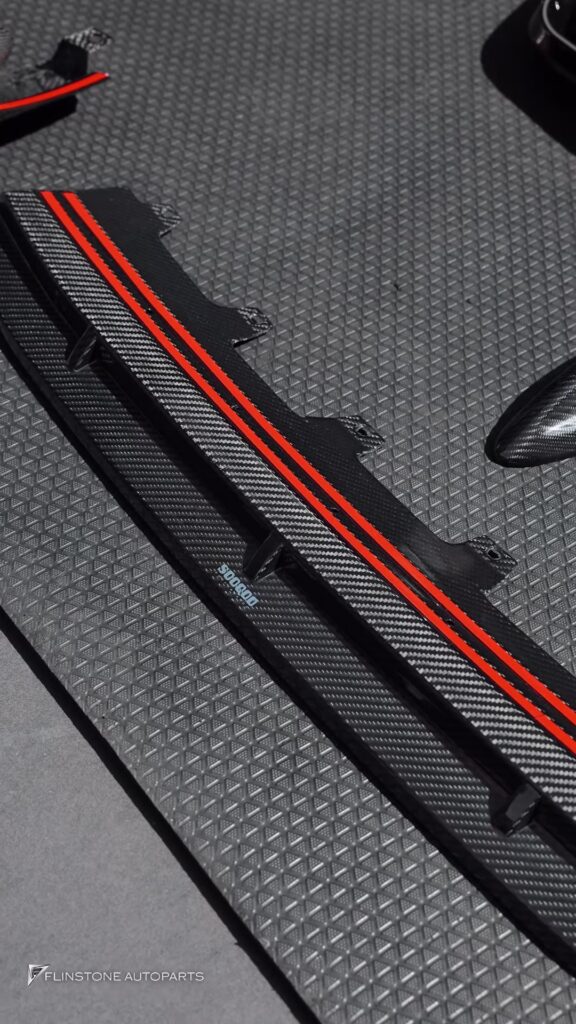 BMW X4 G02 LCI ติดตั้งของแท้ SOOQOO ลิ้นหน้า พาร์ทคาร์บอนครีบฉลาม+ปลายท่อ…