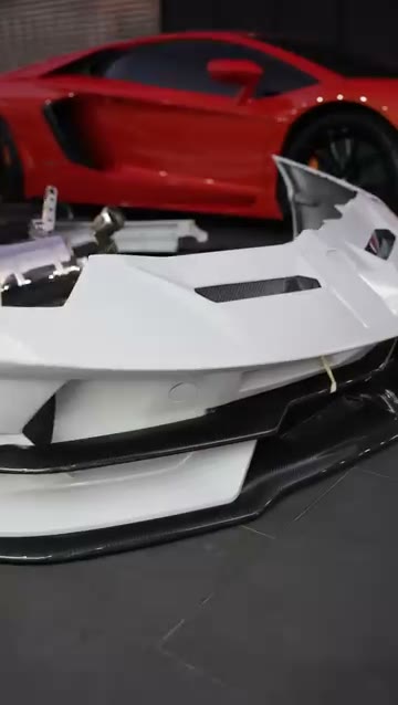 เตรียมติดตั้งชุดแต่ง LAMBORGHINI AVENTADOR ทรง SVJ พร้อมอัพเกรดชุดล้อ Center Lock 💯