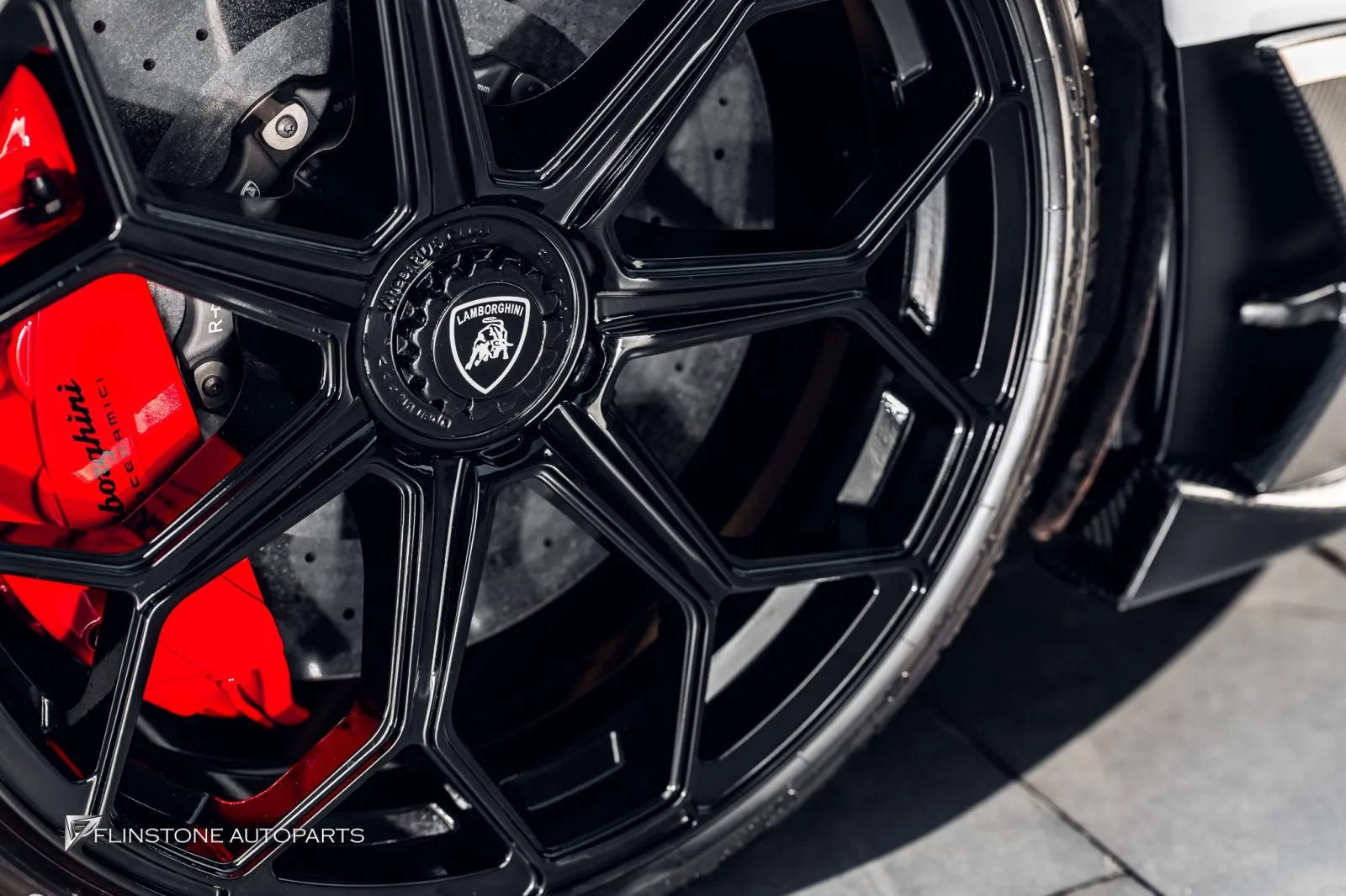 Lamborghini Aventador to SVJ ชุดพาร์ทรอบคัน ภายในอาคันทาร่า