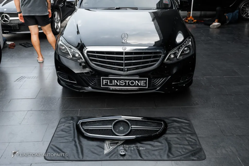 Mercedes Benz W212 กระจัง โลโก้