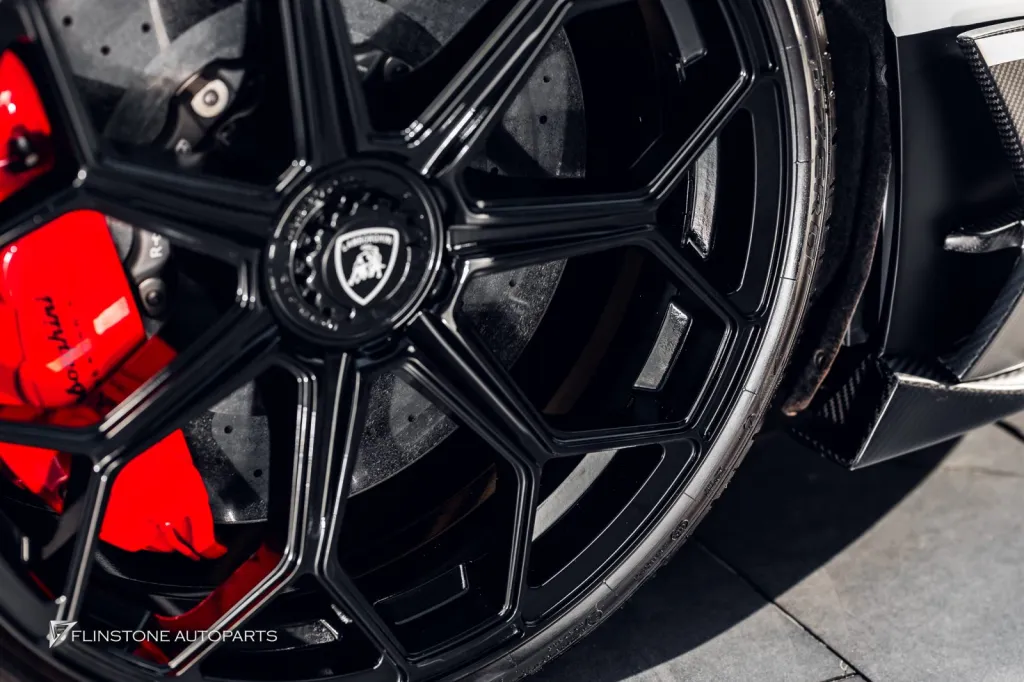 Lamborghini Aventador to SVJ ชุดพาร์ทรอบคัน ภายในอาคันทาร่า