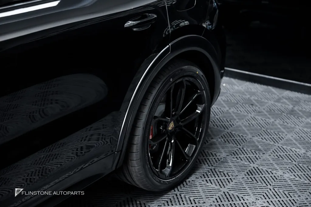 Porsche Cayenne Turbo GT the car that 2(Complete)