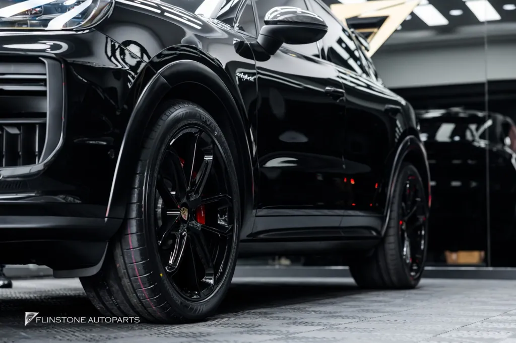 Porsche Cayenne Turbo GT the car that 2(Complete)