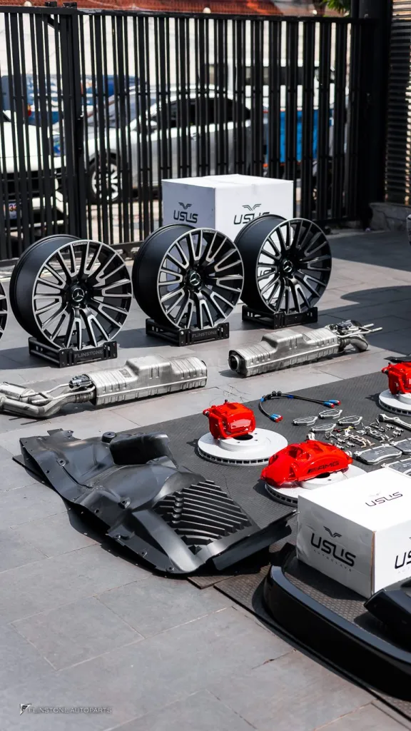 Mercedes Benz Gclass Parts Kit Bumper G63 Brakes Wheels Usus Steering Wheel Exhaust Pipe Brabus interior carbon parts