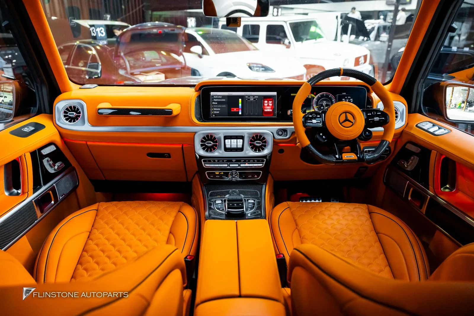 Mercedes Benz Gclass ท่อ Akrapovic ภายใน ล้อ
