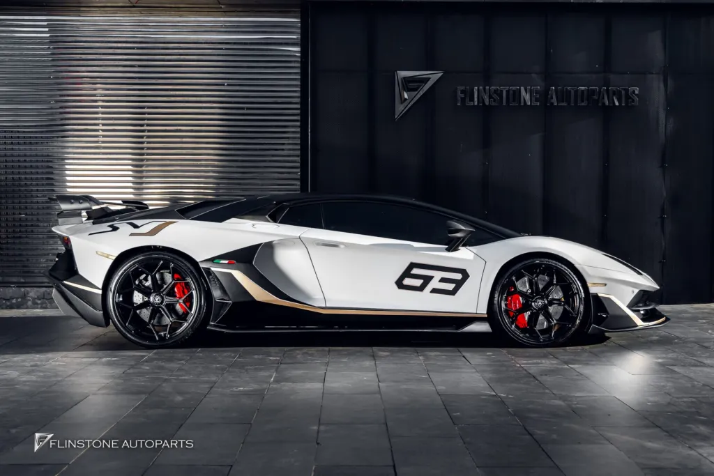 Lamborghini Aventador to SVJ ชุดพาร์ทรอบคัน ภายในอาคันทาร่า