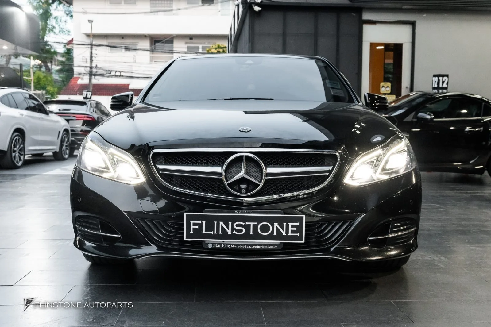 Mercedes Benz W212 กระจัง โลโก้